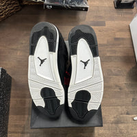 Royalty Jordan 4 Retro (USED)