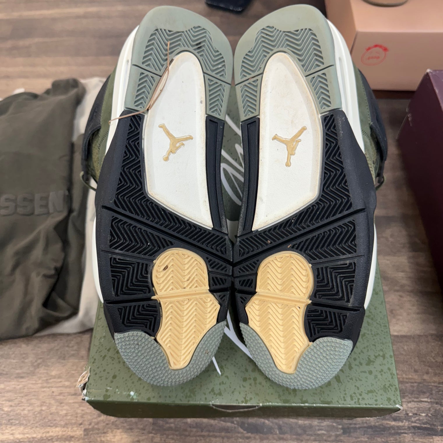 Craft Olive Jordan 4 Retro (USED)