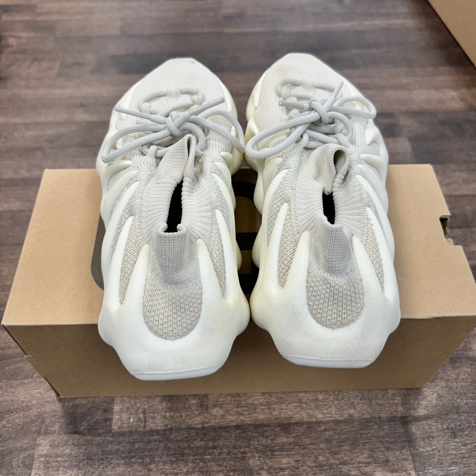 Cloud Yeezy 450 (USED)