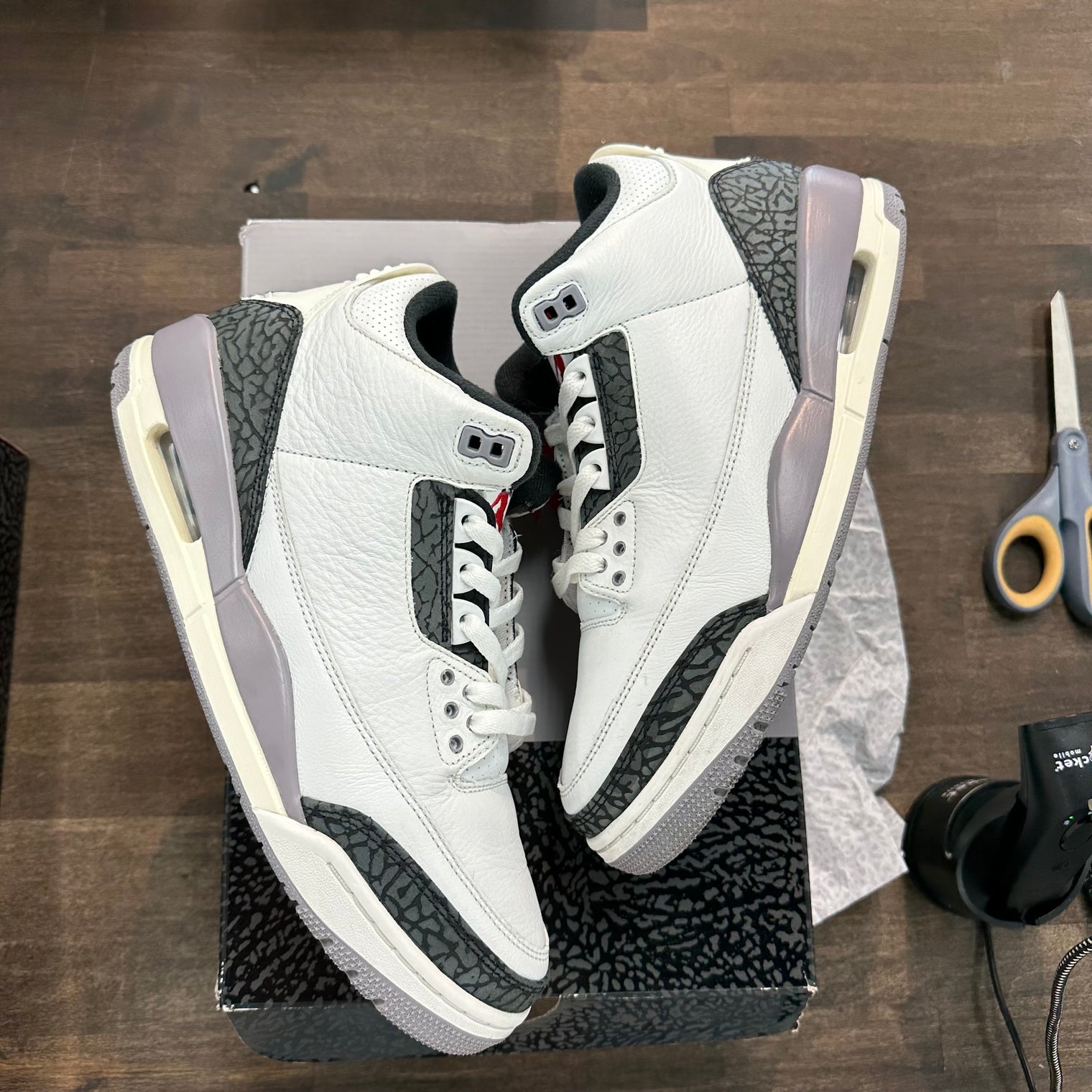 Cement Grey Jordan 3 Retro (USED)