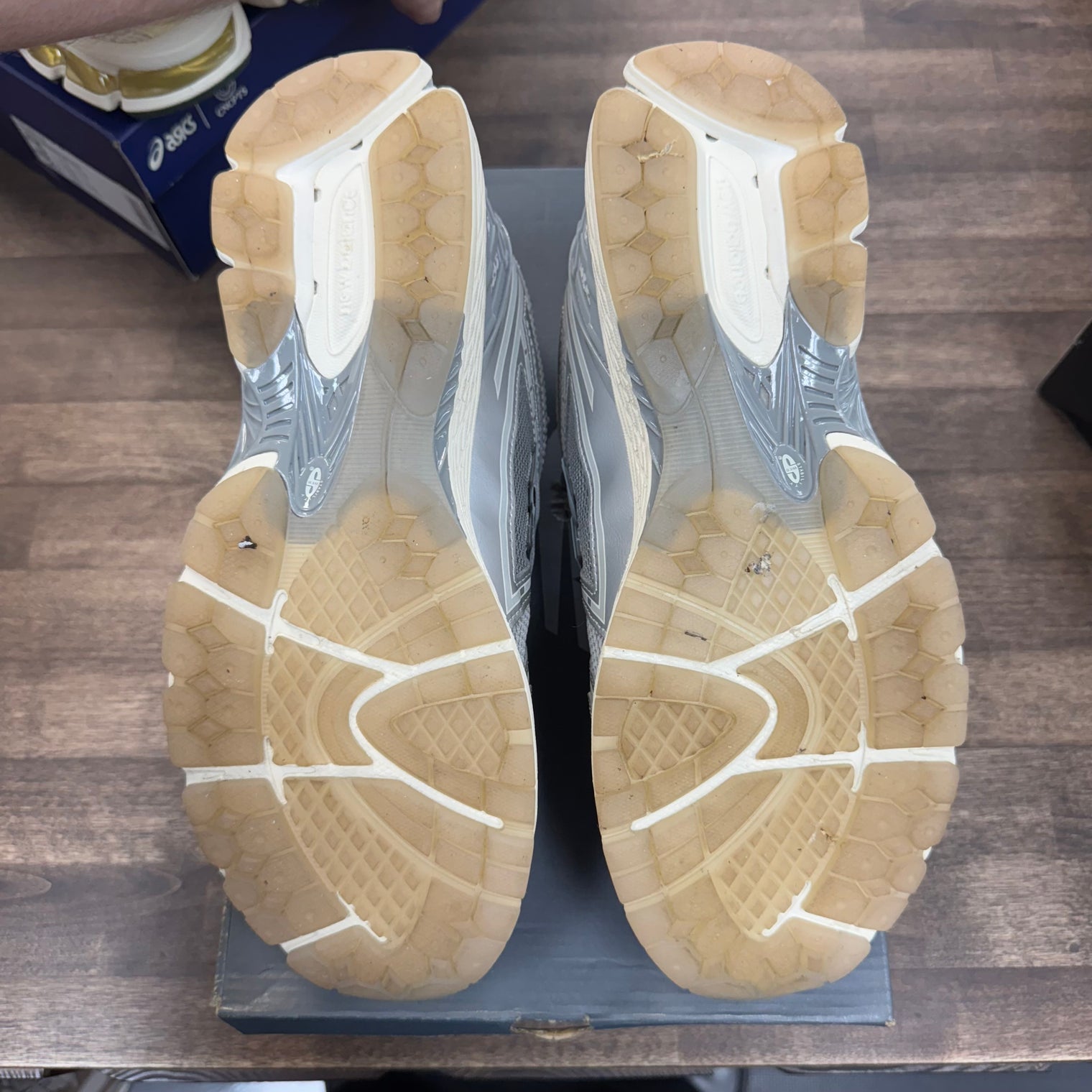 Up There New Balance 1906R (USED)