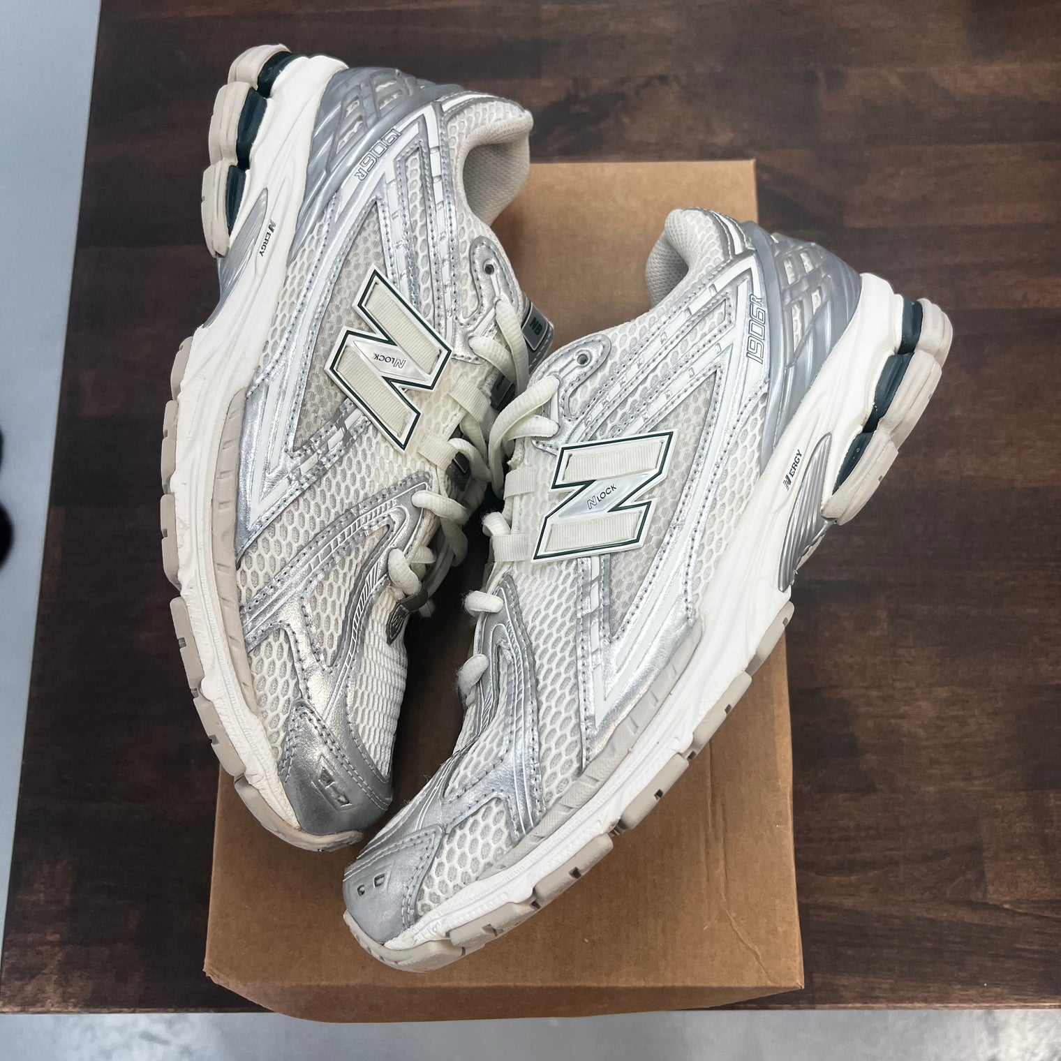 New Balance 1906R Silver Metallic Seasalt (USED NO BOX)