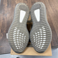 Beluga 2.0 Yeezy 350 (Lightly Worn)