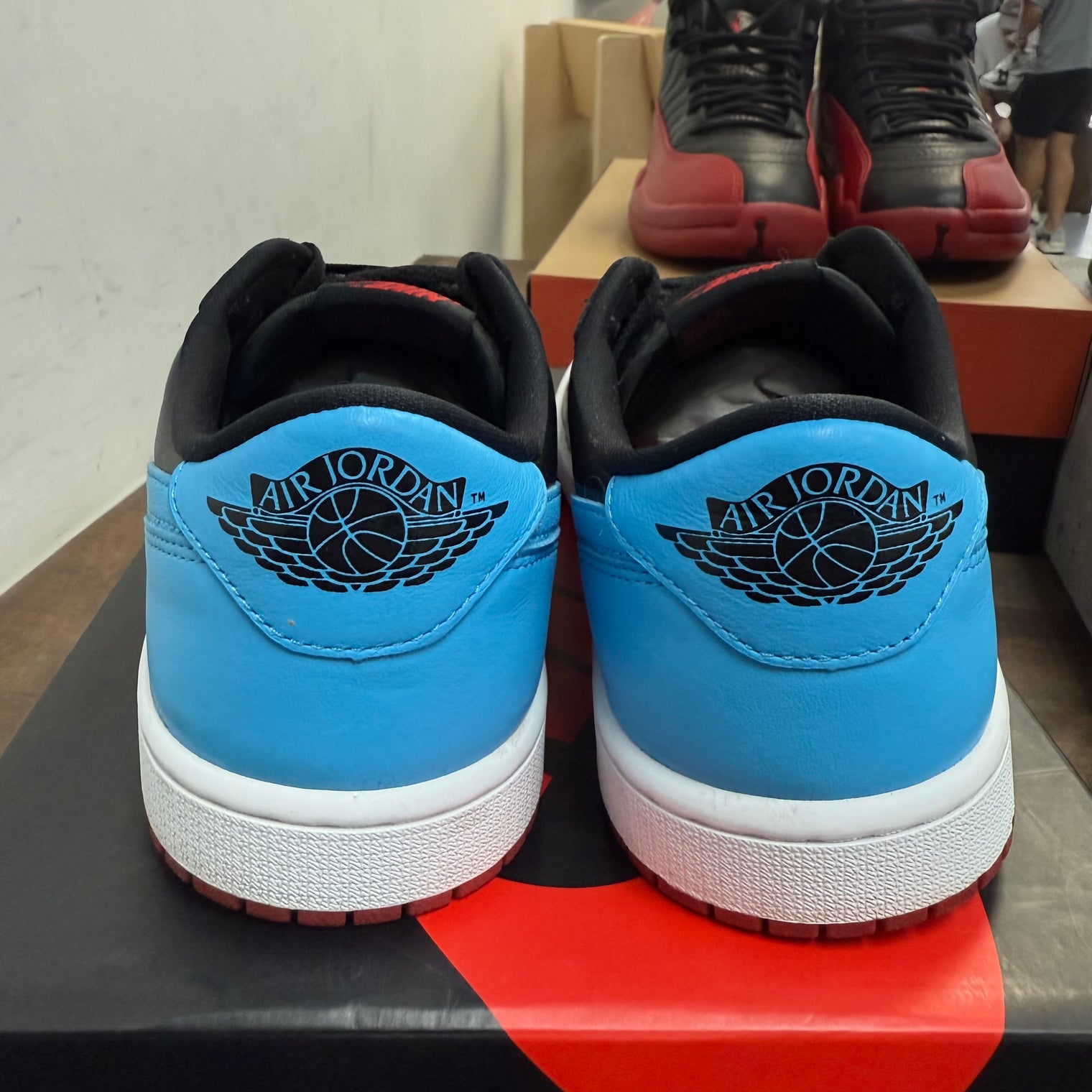 NC to Chi Jordan 1 Low (W) (USED)