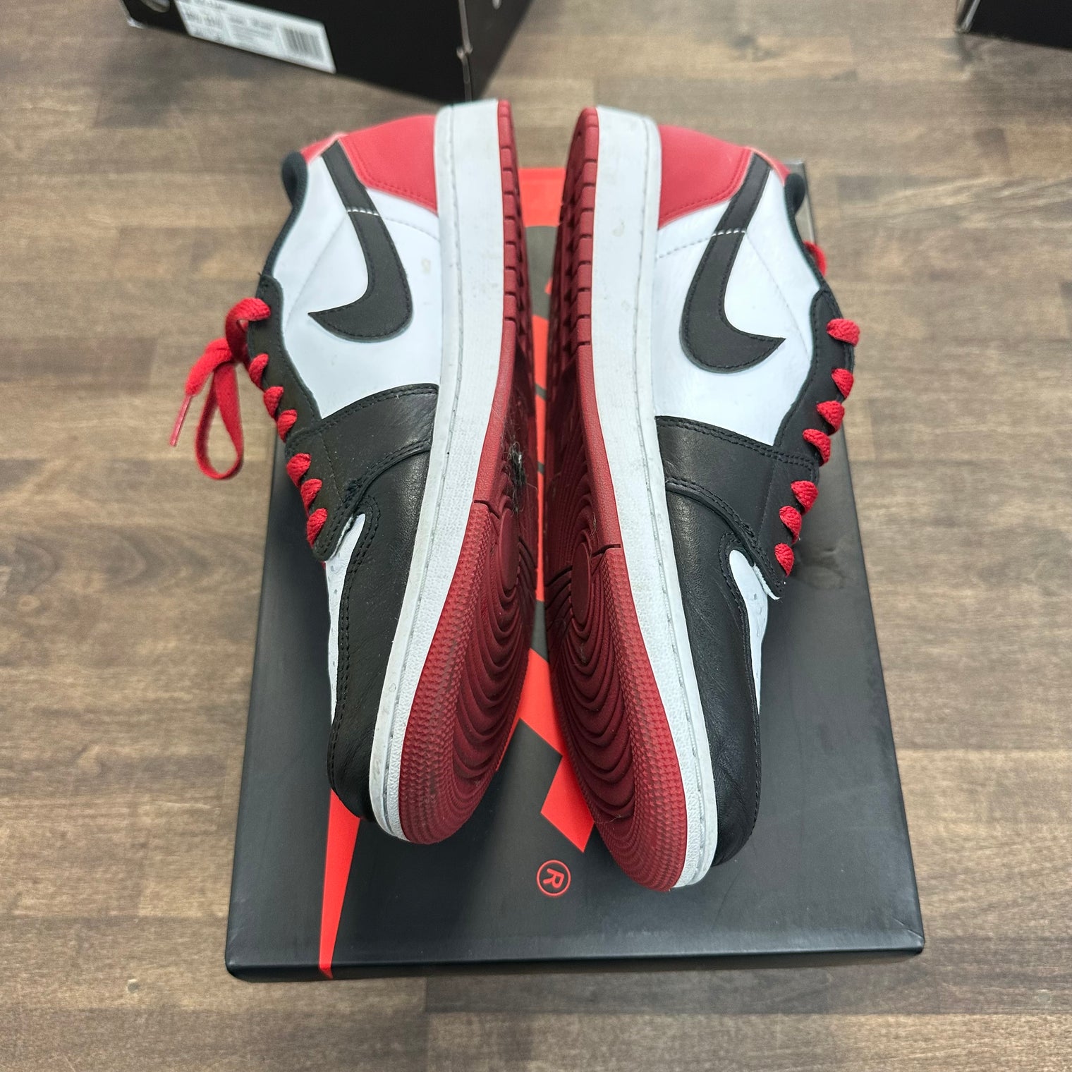 Black Toe Jordan 1 Low OG (USED)
