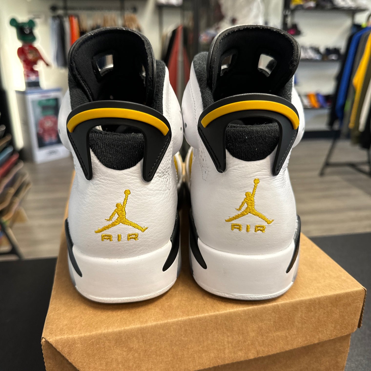 Yellow Ochre Jordan 6 (USED, No Box)