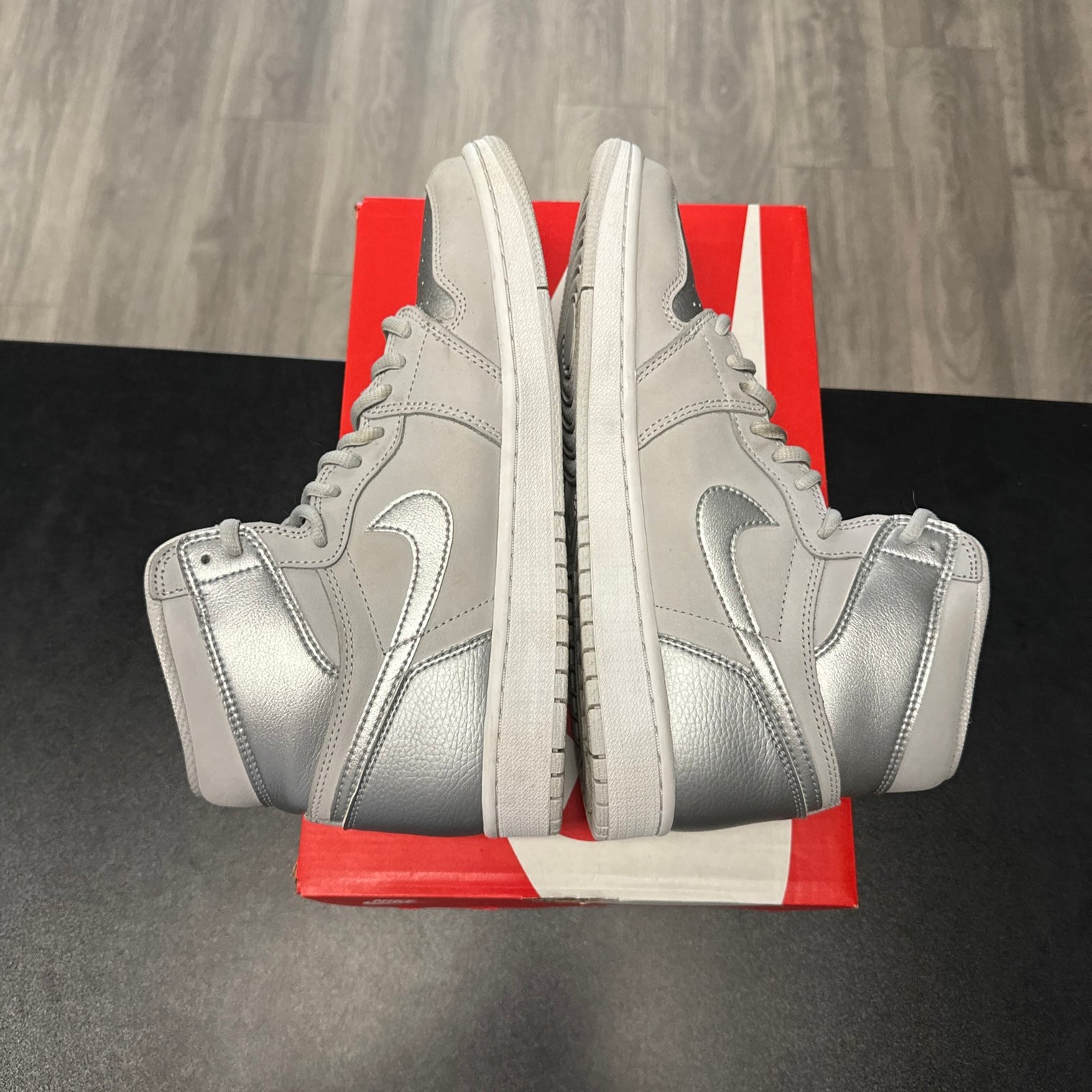 Japan Silver Jordan 1 High (USED, no box)