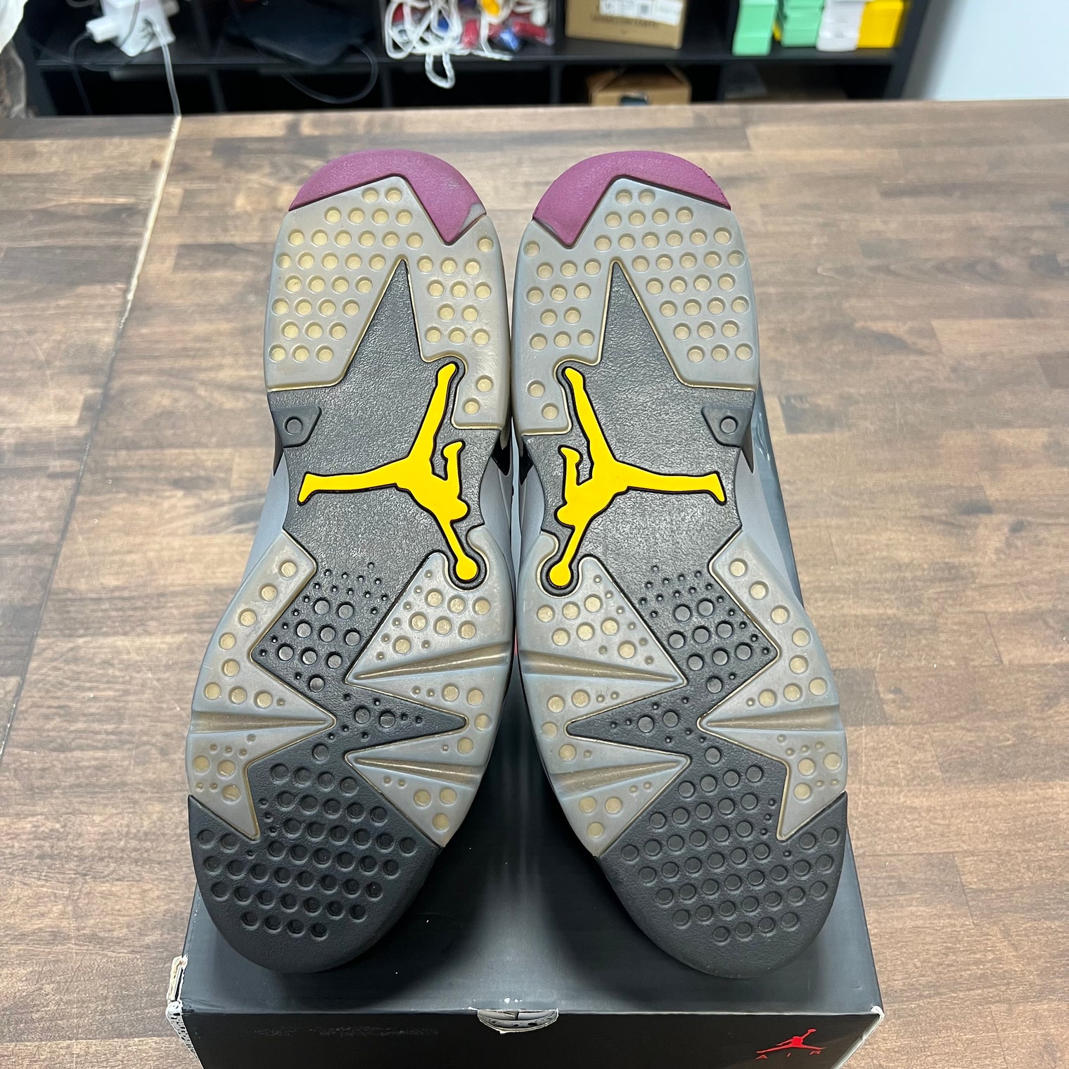 Bordeaux Jordan 6 (USED)