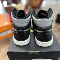 Shadow Red Jordan 1 Mid (USED)