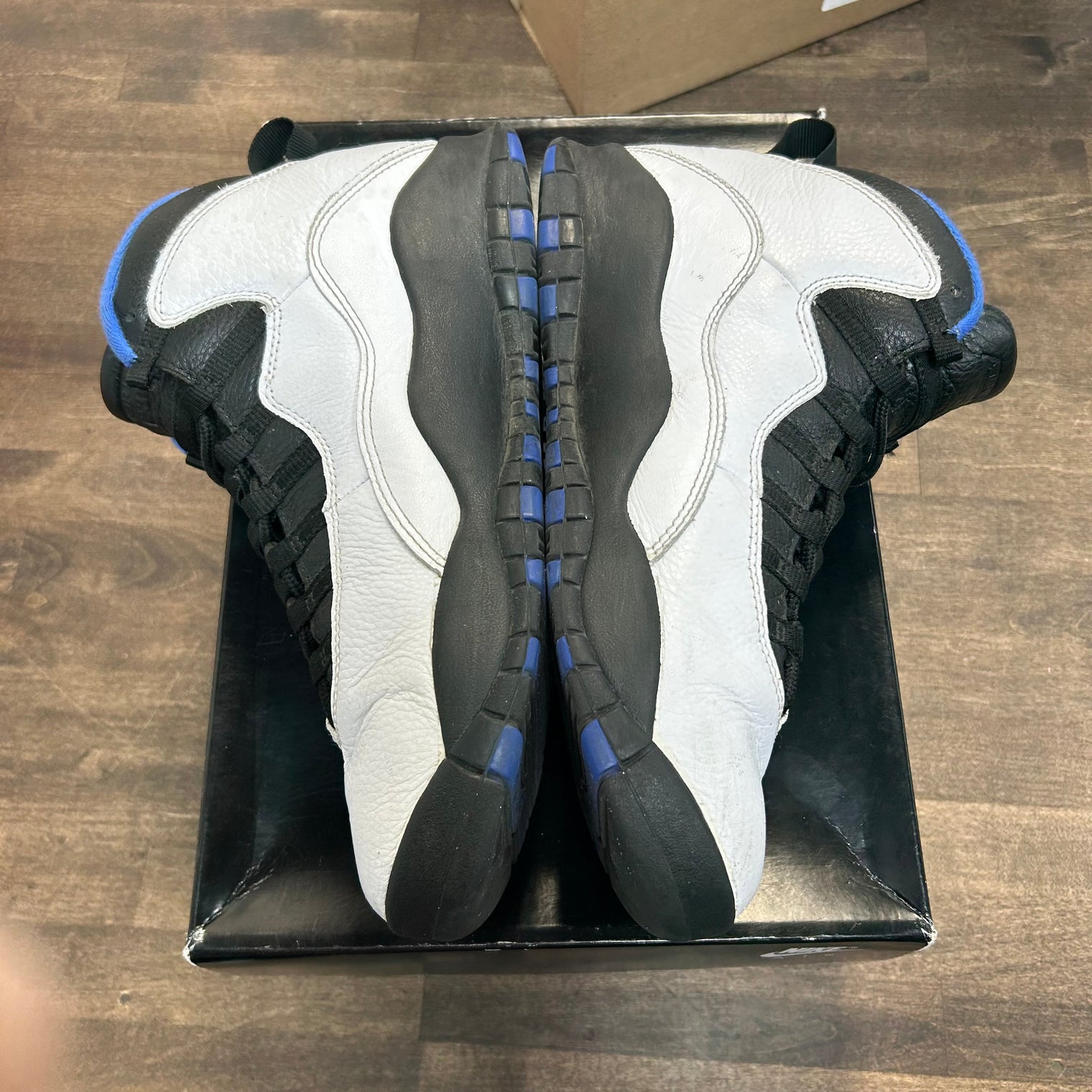 Orlando Jordan 10 Retro (USED)
