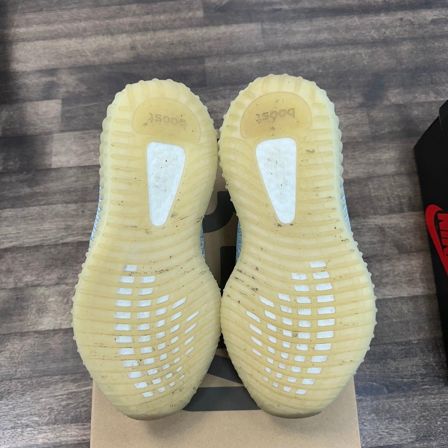 Cloud Yeezy 350 (USED)