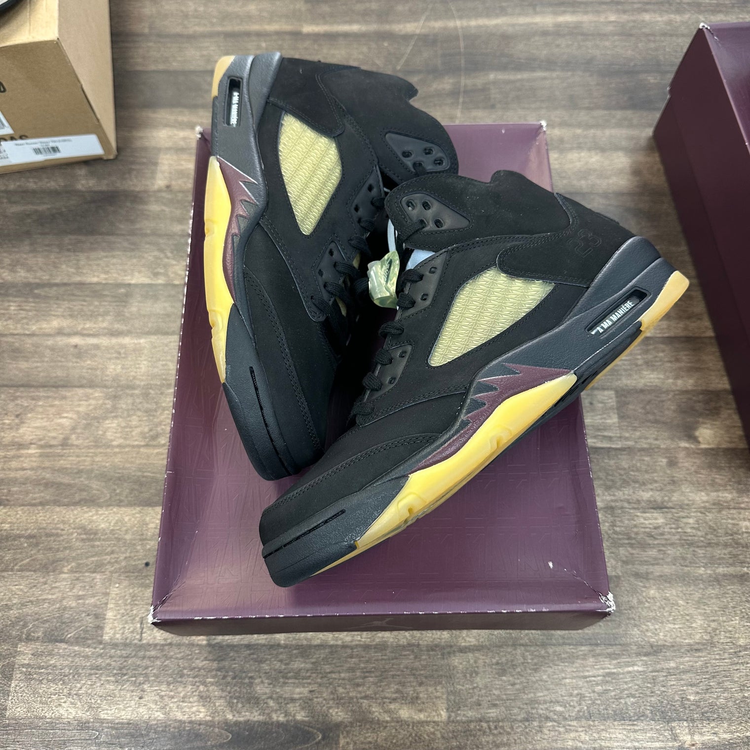 A Ma Maniere Dusk Jordan 5 Retro (Lightly Worn)