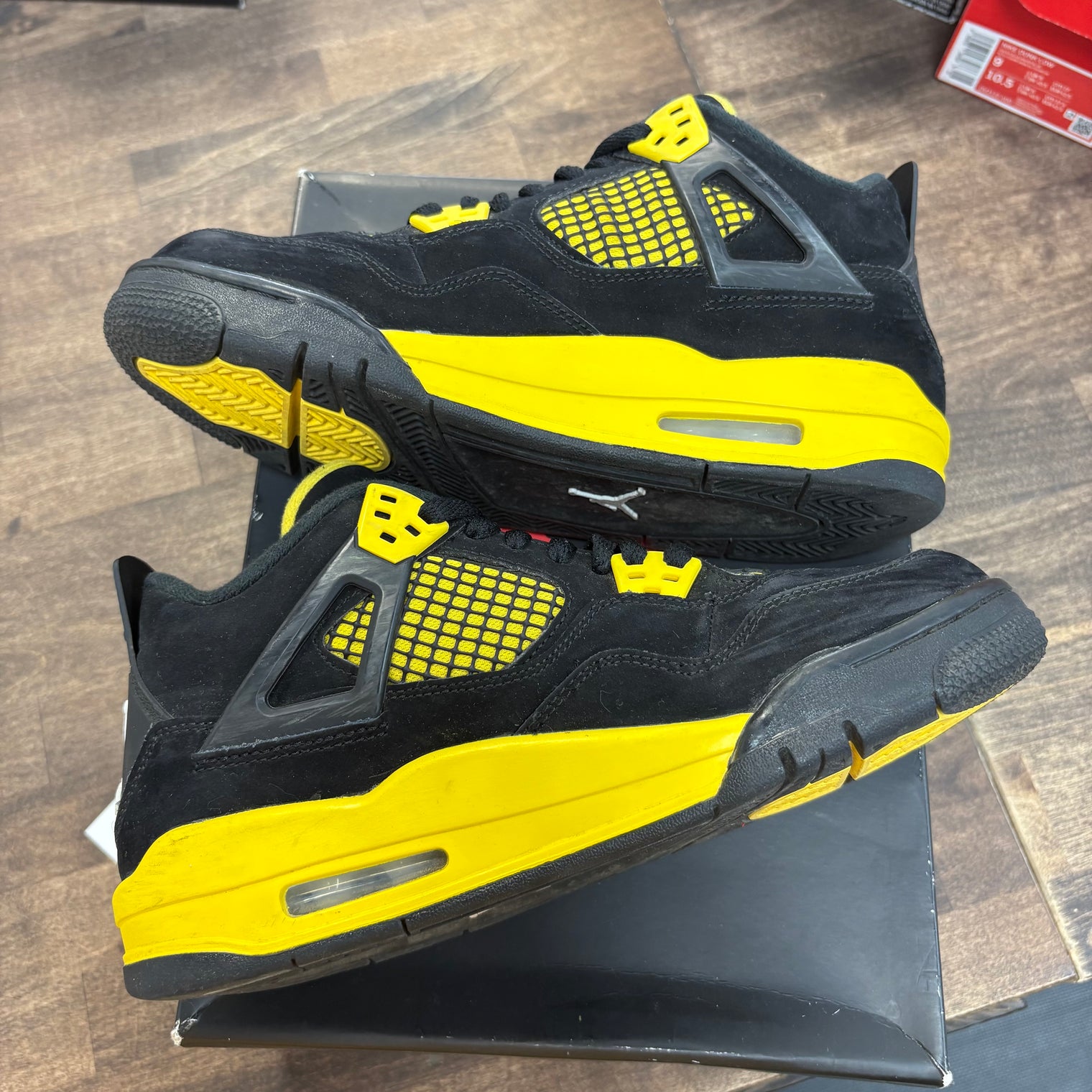 (GS) Yellow Thunder Jordan 4 (USED, Replacement Box)