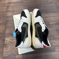 (W) Olive Travis Scott Jordan 1 Low (USED)