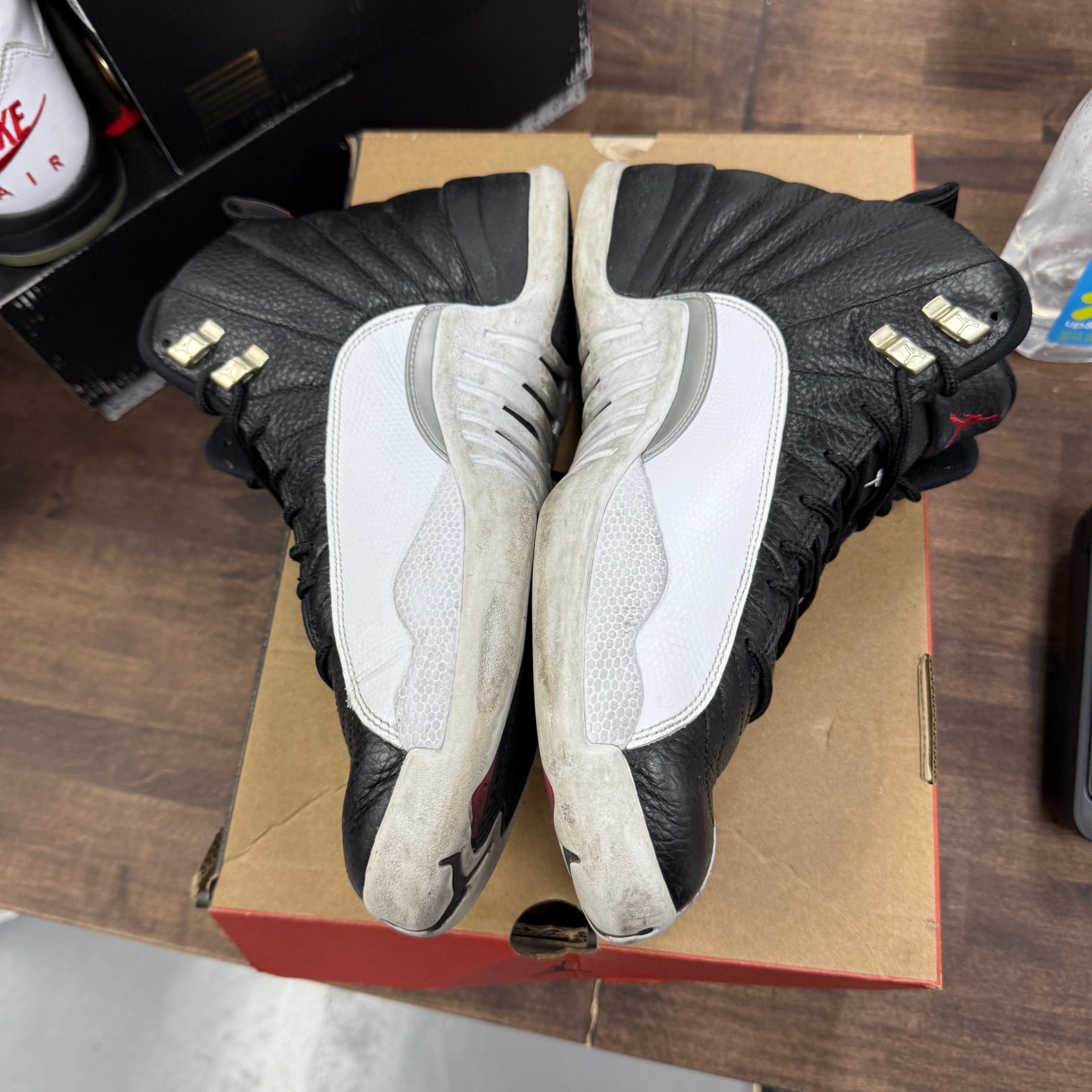 Playoffs Jordan 12 Retro (USED)
