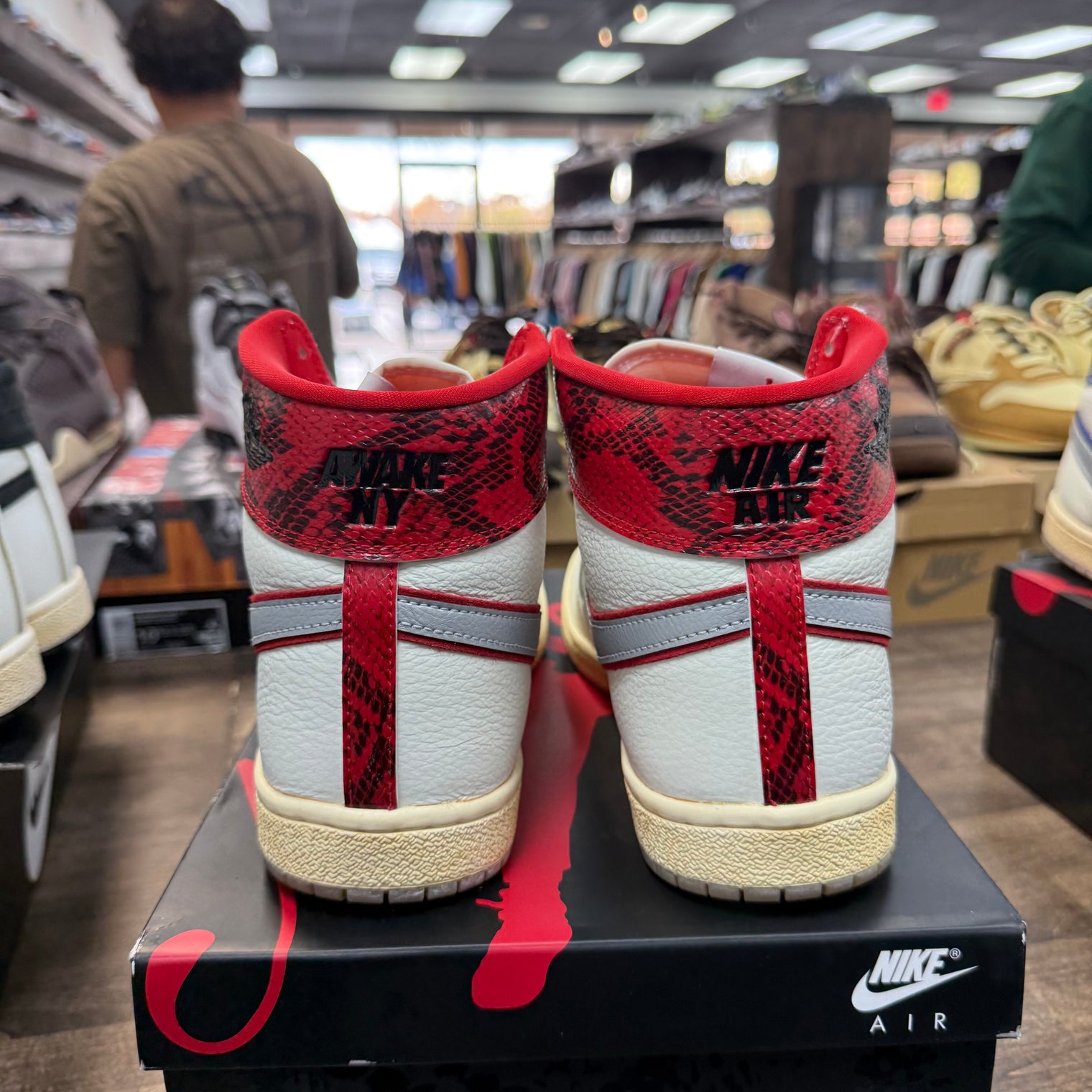 Awake NY Nike Jordan Air Ship PE SP (USED)