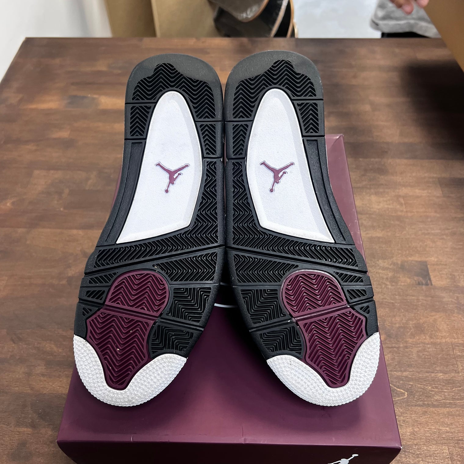 PSG Jordan 4 (USED)