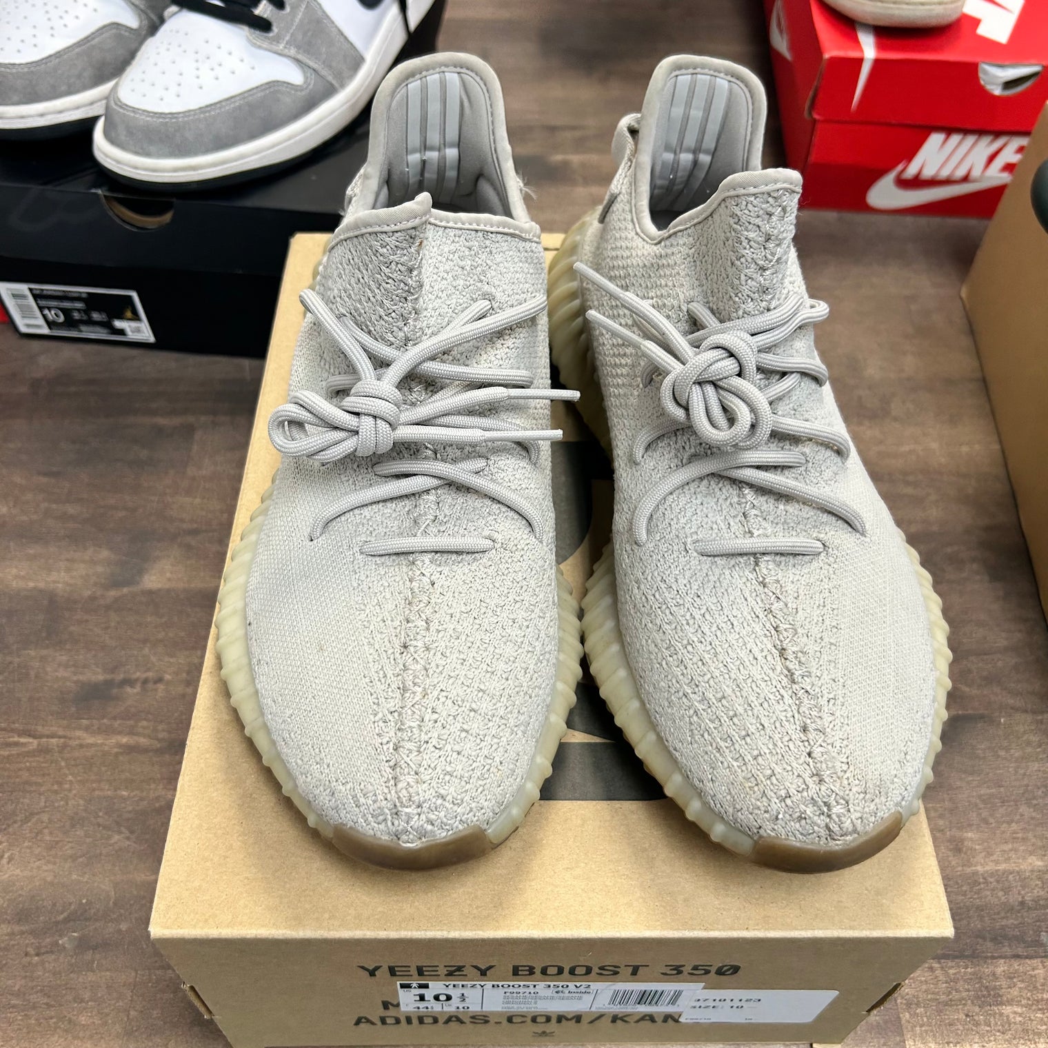 Sesame Yeezy 350 (USED)
