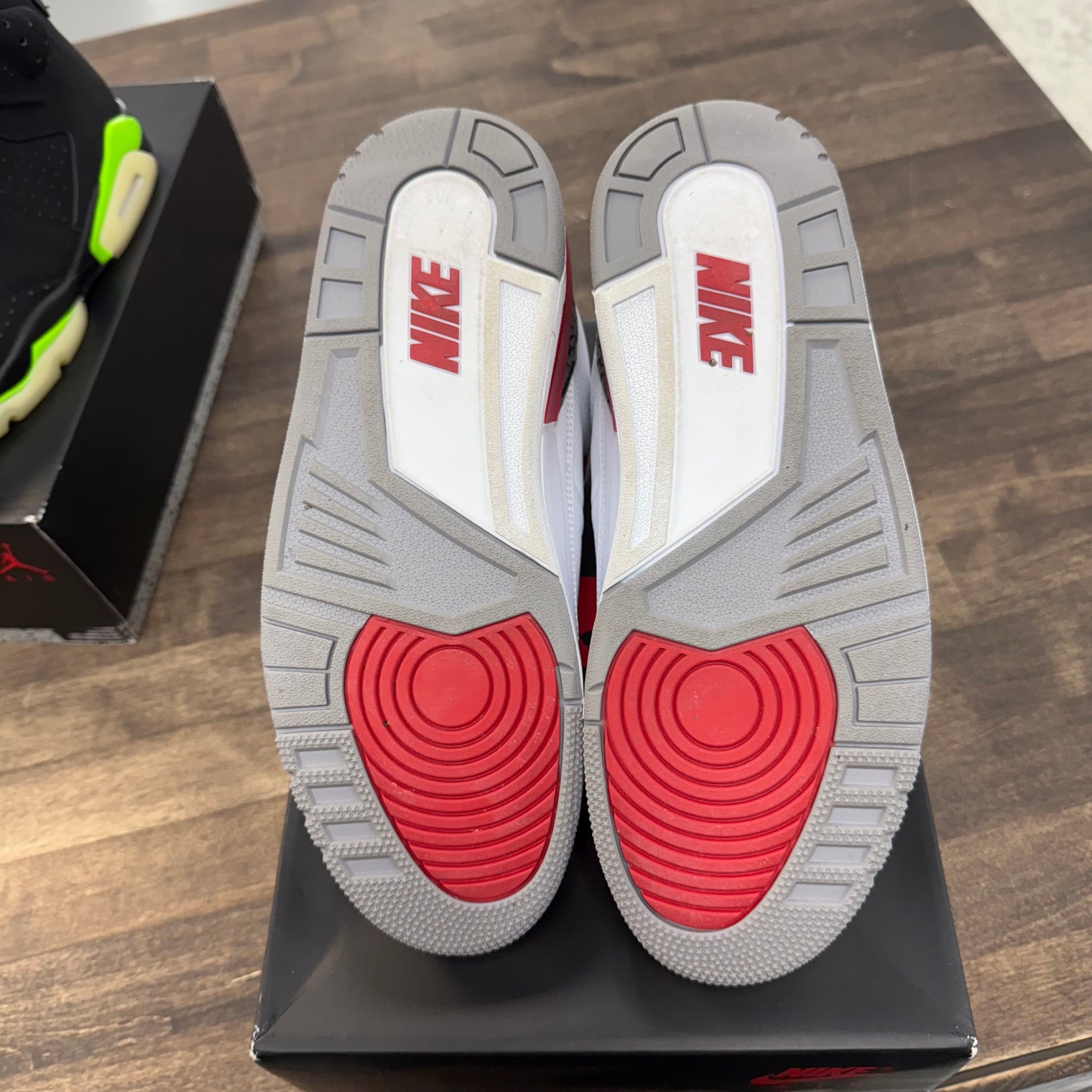 Fire Red Jordan 3 (USED)