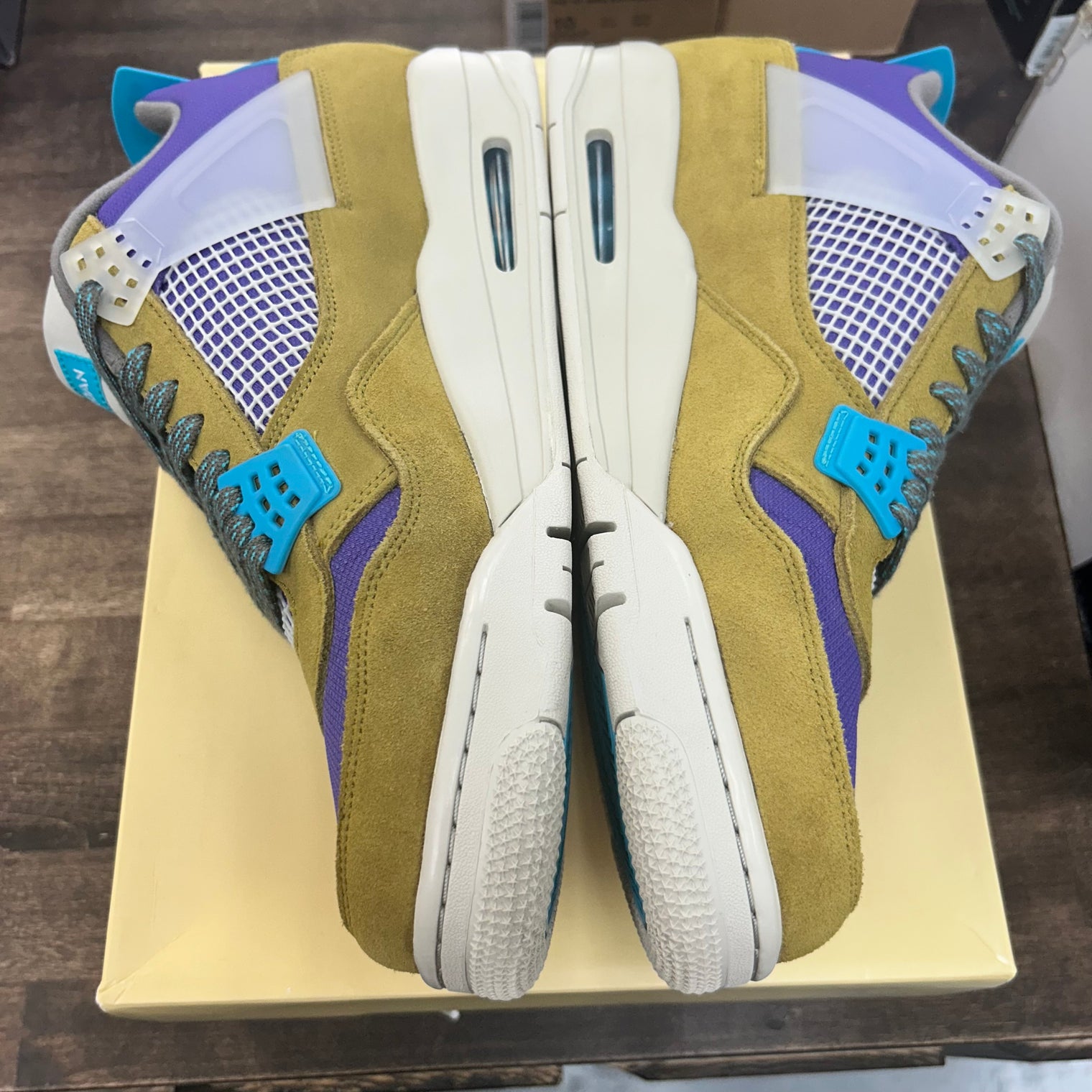 Union LA Moss Jordan 4 (USED)