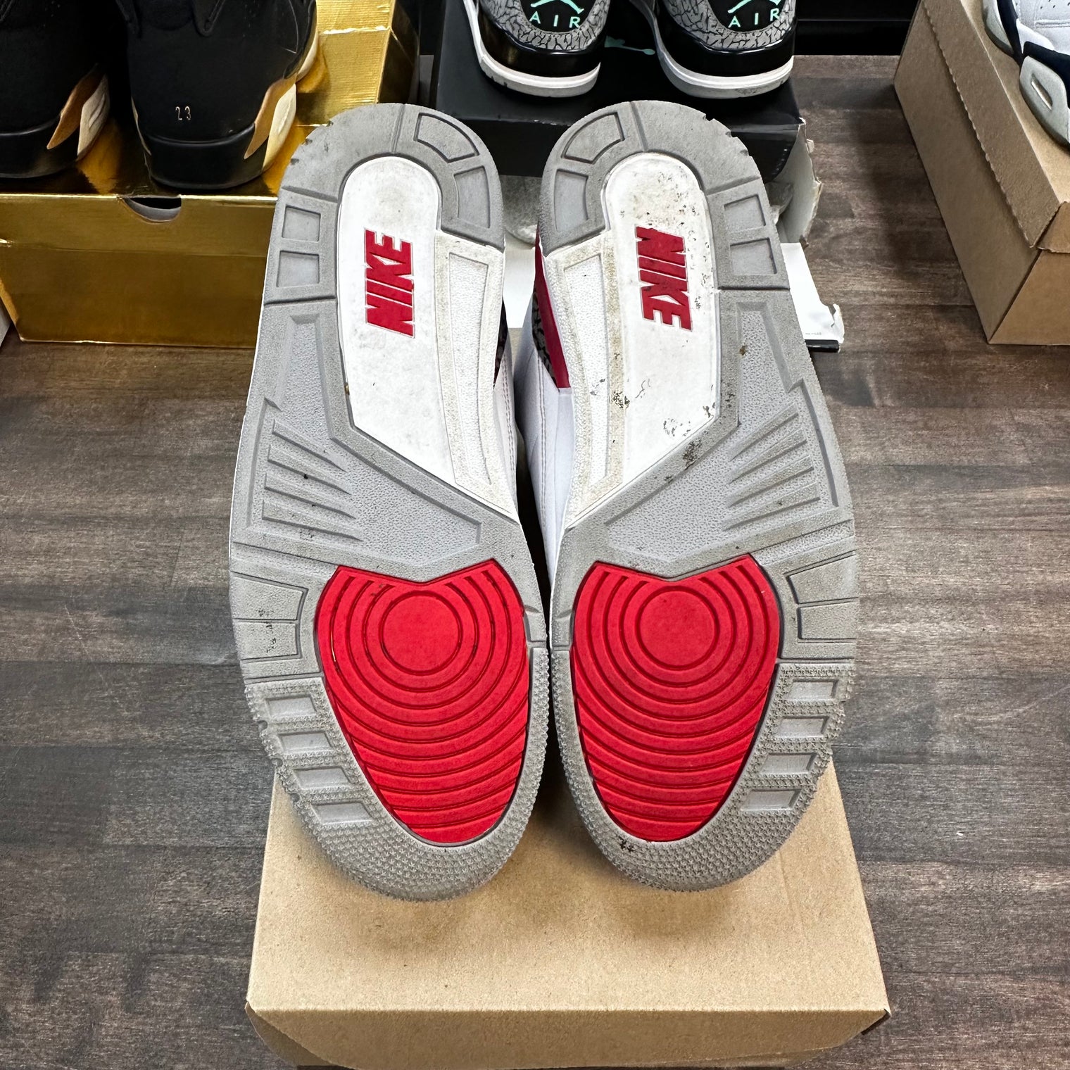 Fire Red Jordan 3 (USED,No Box)