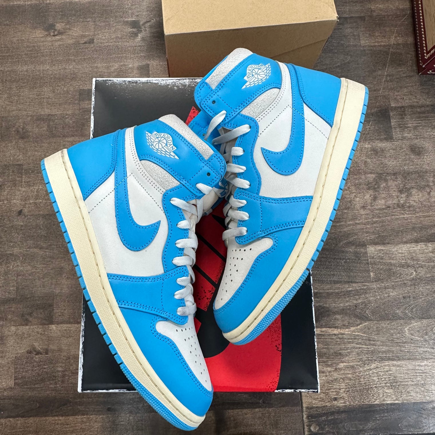 UNC Reimagined Jordan 1 High (USED)