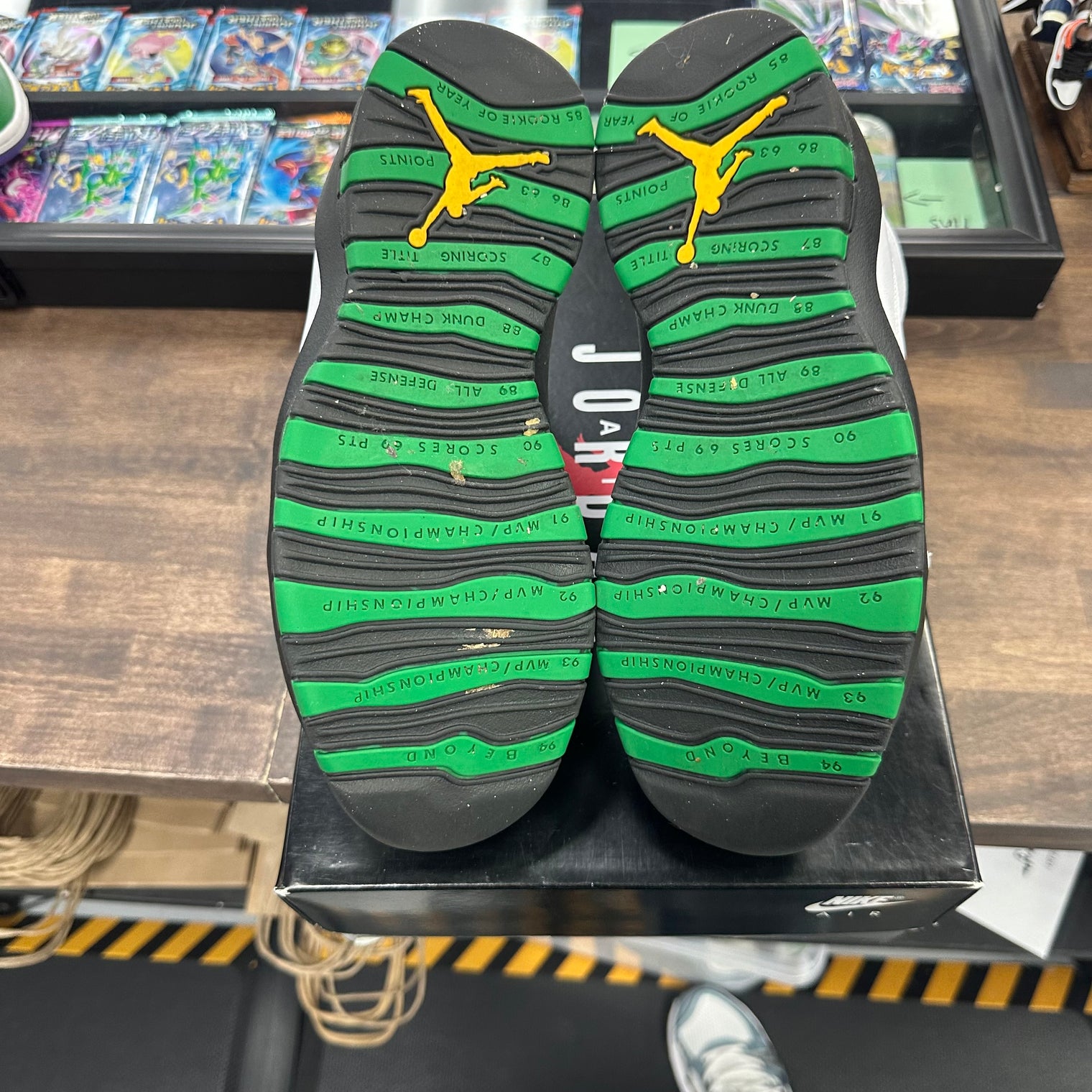 Seattle Jordan 10 Retro (USED)