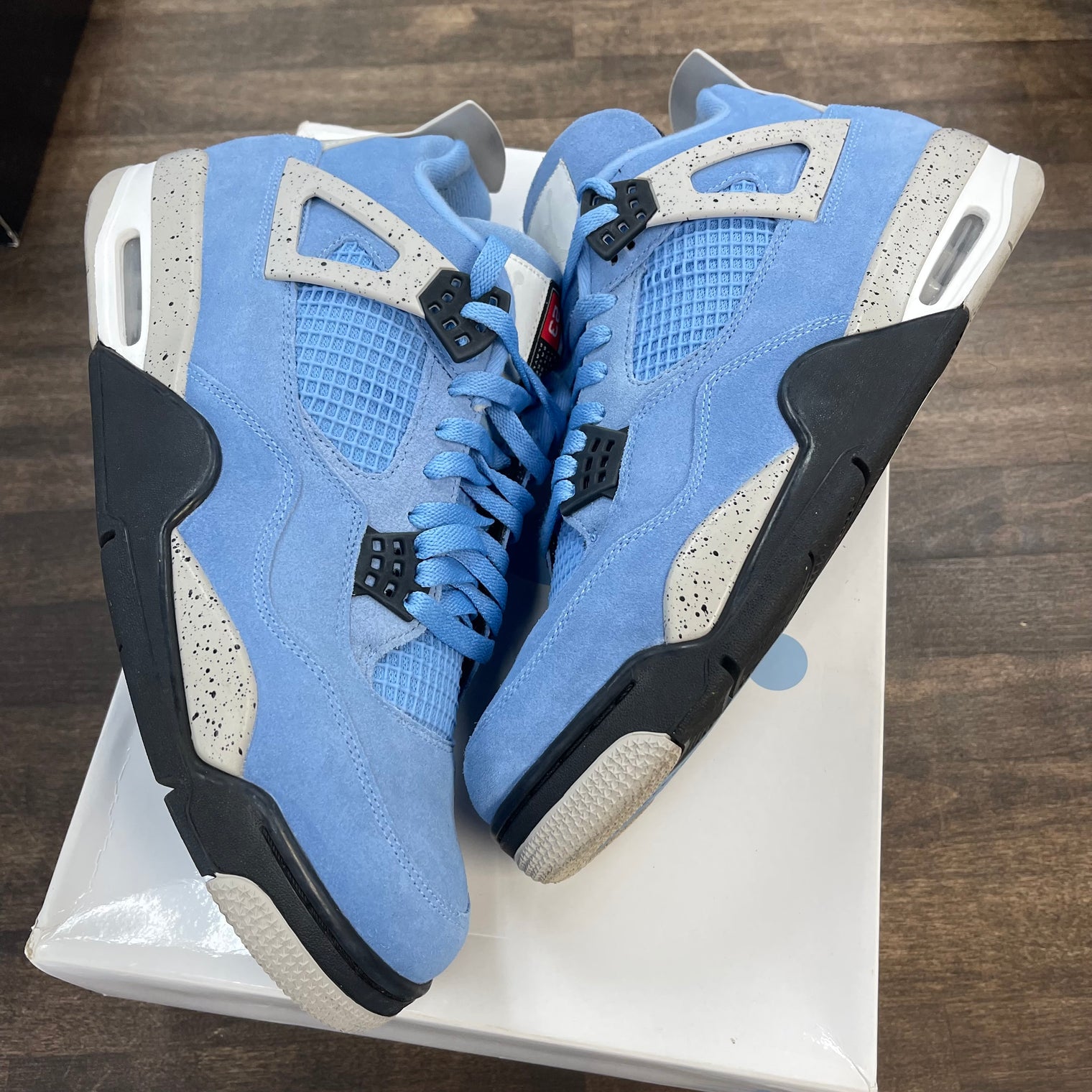 University Blue Jordan 4 (USED)