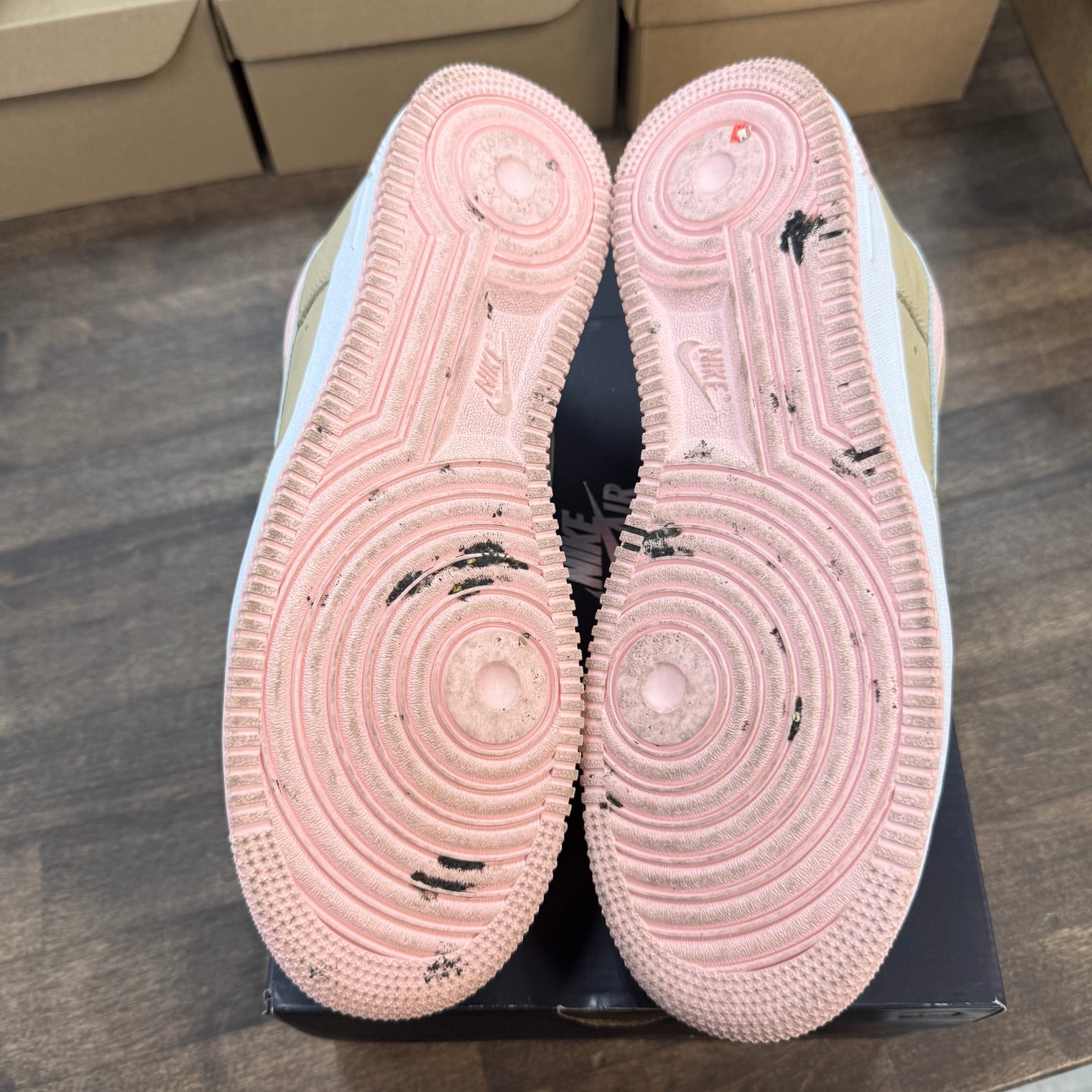 Linen Air Force 1 Low (USED)
