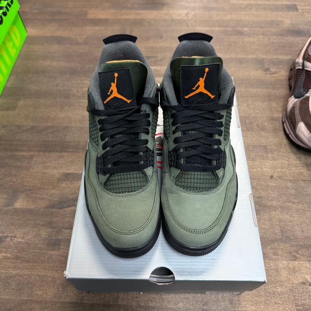 Undefeated Jordan 4 Retro (USED)
