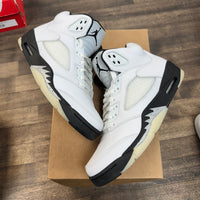 Reverse Metallic Jordan 5 Retro (USED, No Box)
