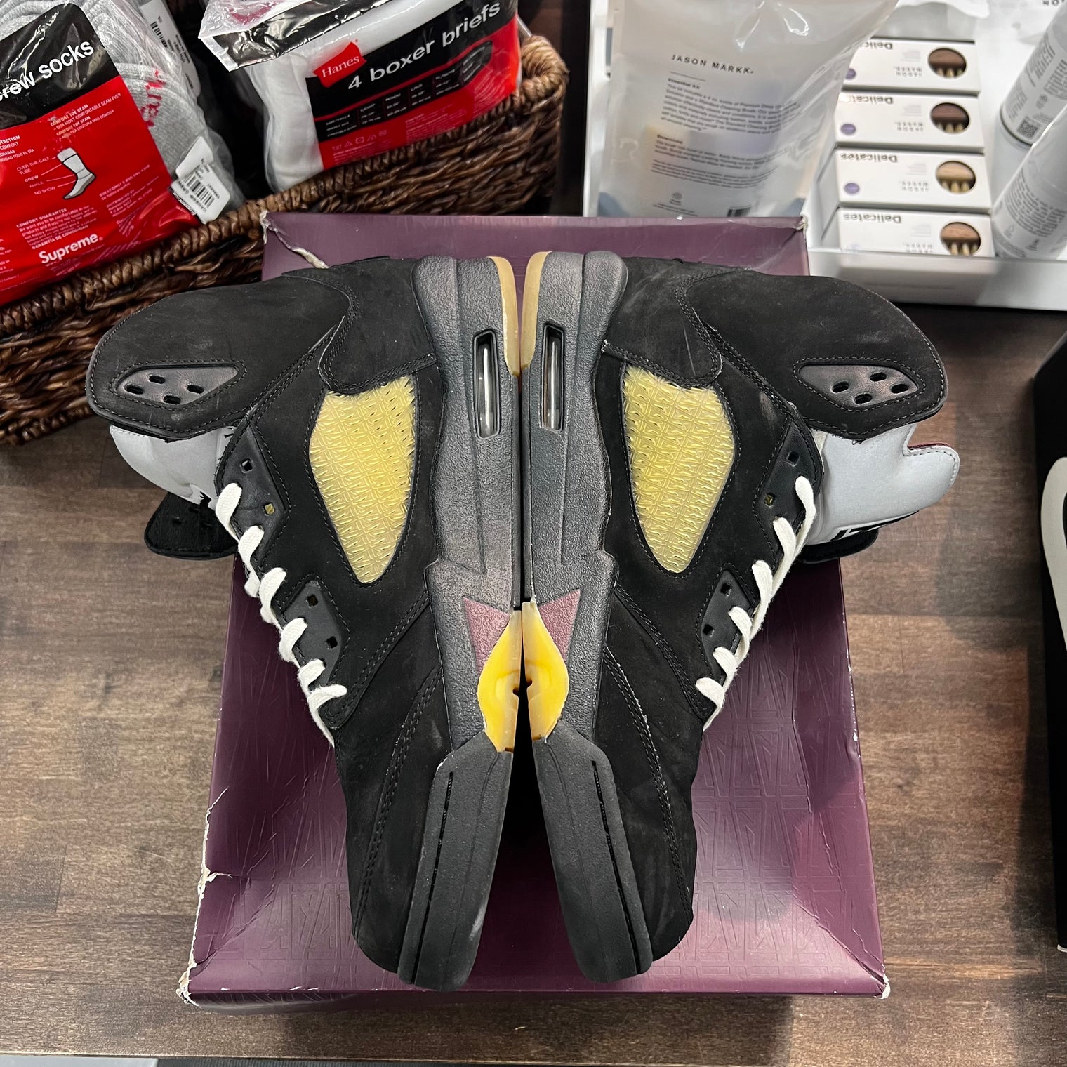 A Ma Maniere Dusk Jordan 5 (USED)