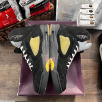 A Ma Maniere Dusk Jordan 5 (USED)