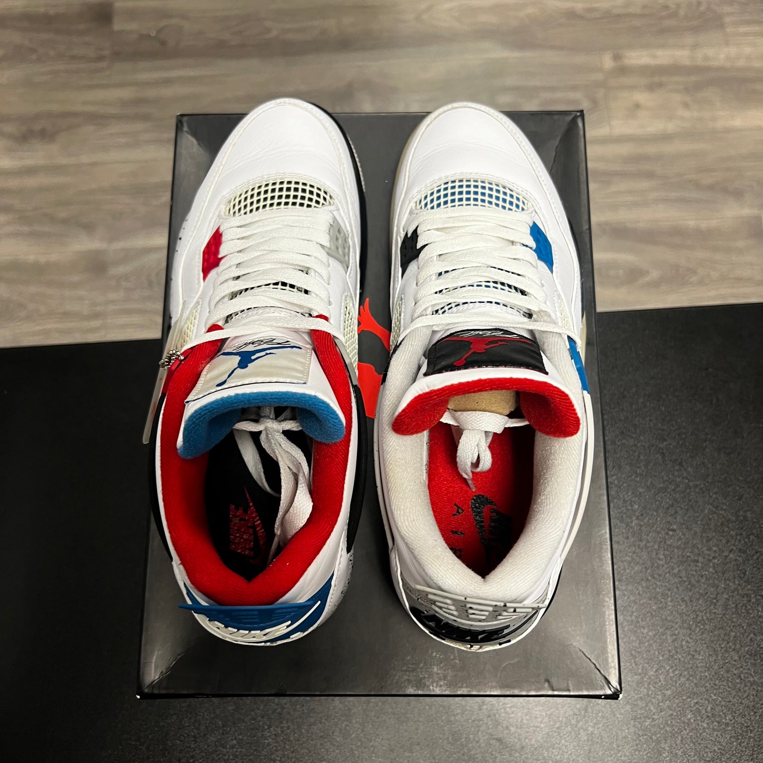 What The Jordan 4 Retro (USED)