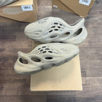Stone Sage Yeezy Foam RNNR (PS)  (USED)