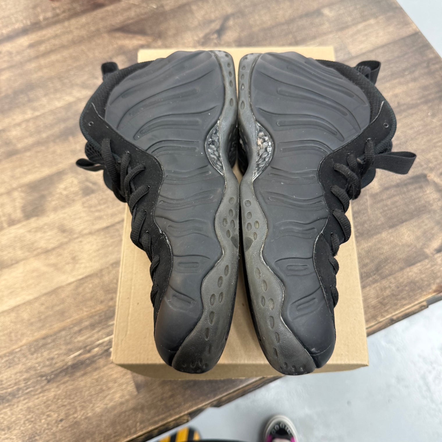 Anthracite Nike Air Foamposite One (2025) (USED, No Insoles, No Box)