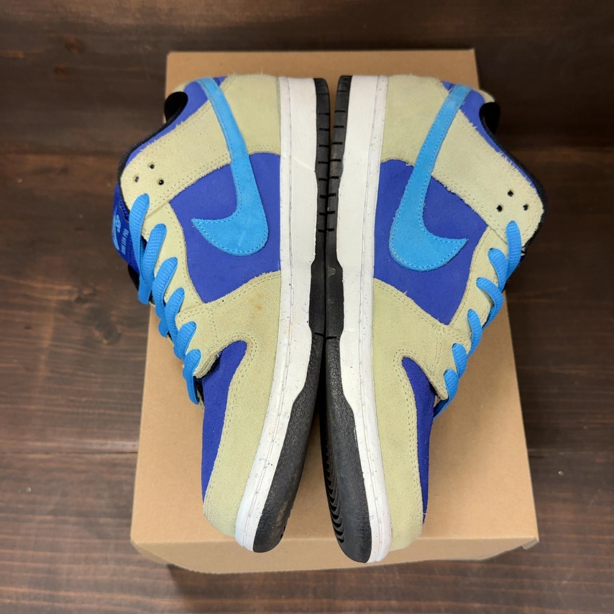 Nike SB Dunk Low ACG Celadon Size 9.5 (Pre-Owned) - Image 4