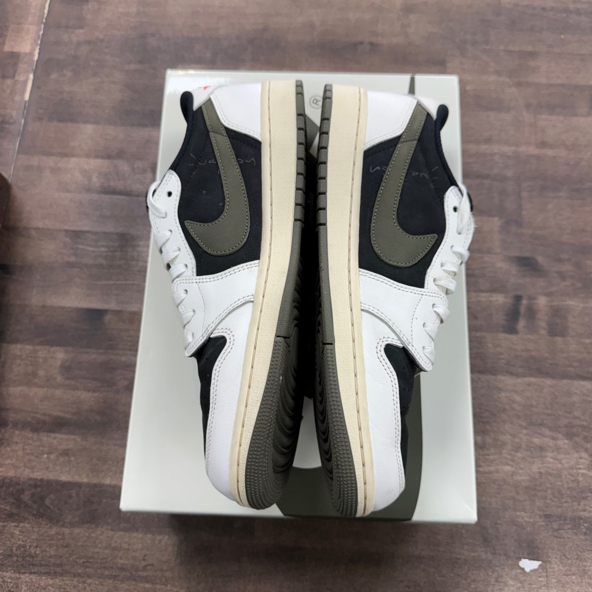 Jordan 1 Retro Low OG SP Travis Scott Olive (Women's) - Image 2