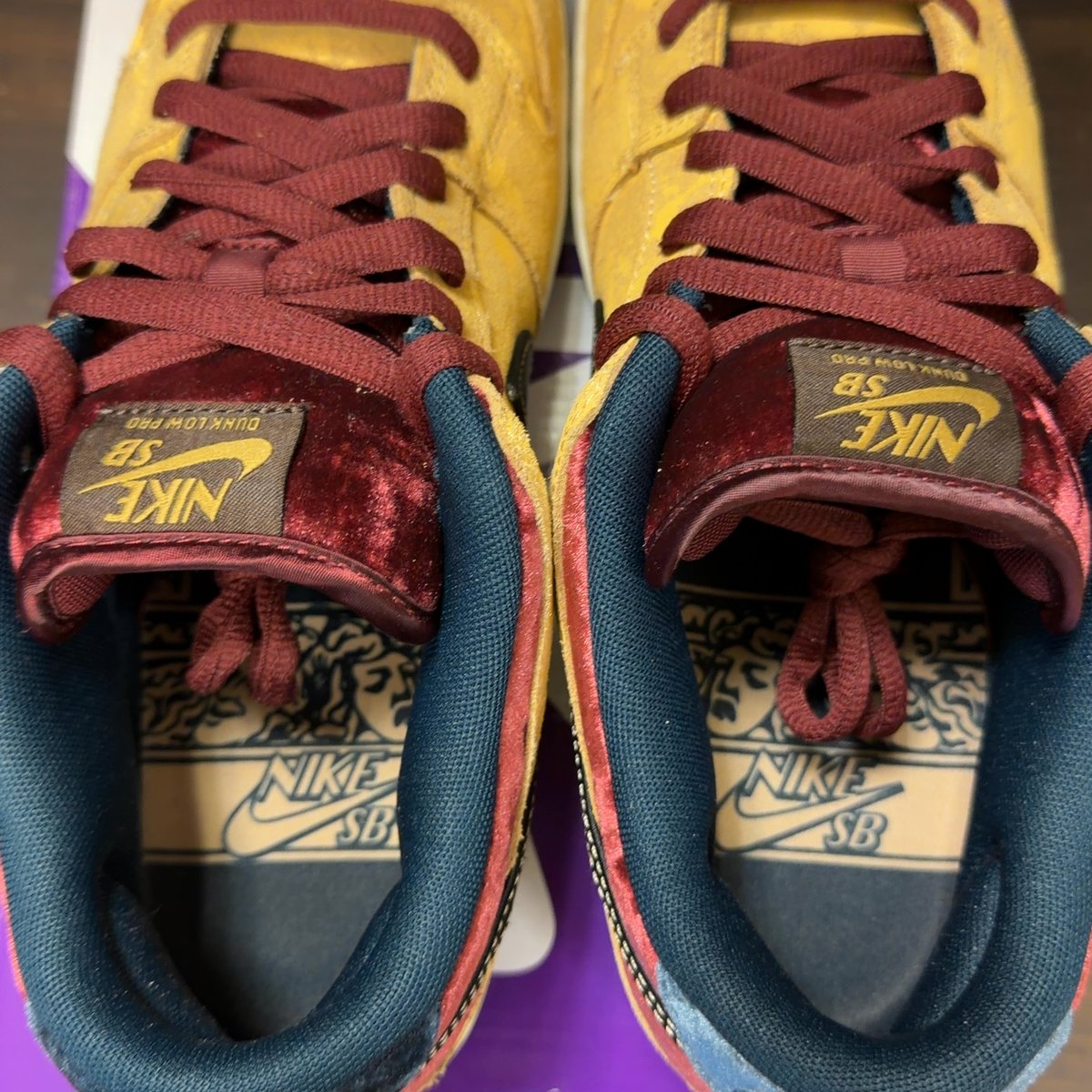 Nike SB Dunk Low City of Cinema Size 10.5 (Pre-Owned) - aux