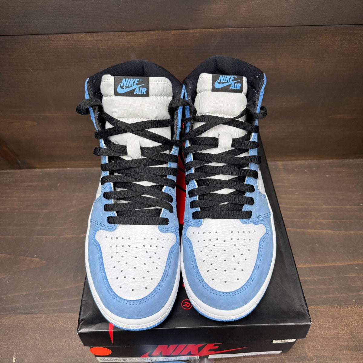 Jordan 1 Retro High OG University Blue - Image 2