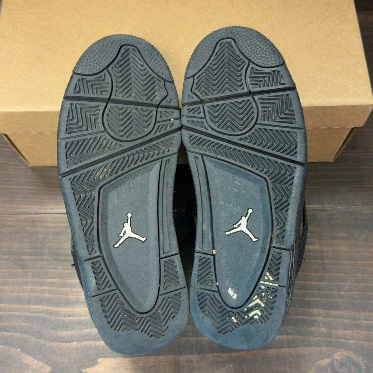 Jordan 4 Retro Black Cat (2020) (GS) Size 5.5Y (Pre-Owned) - Image 6