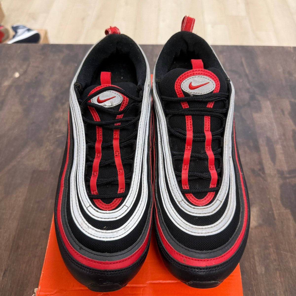 Nike Air Max 97 Black Red Silver Size 10 (Pre-Owned) - Image 2
