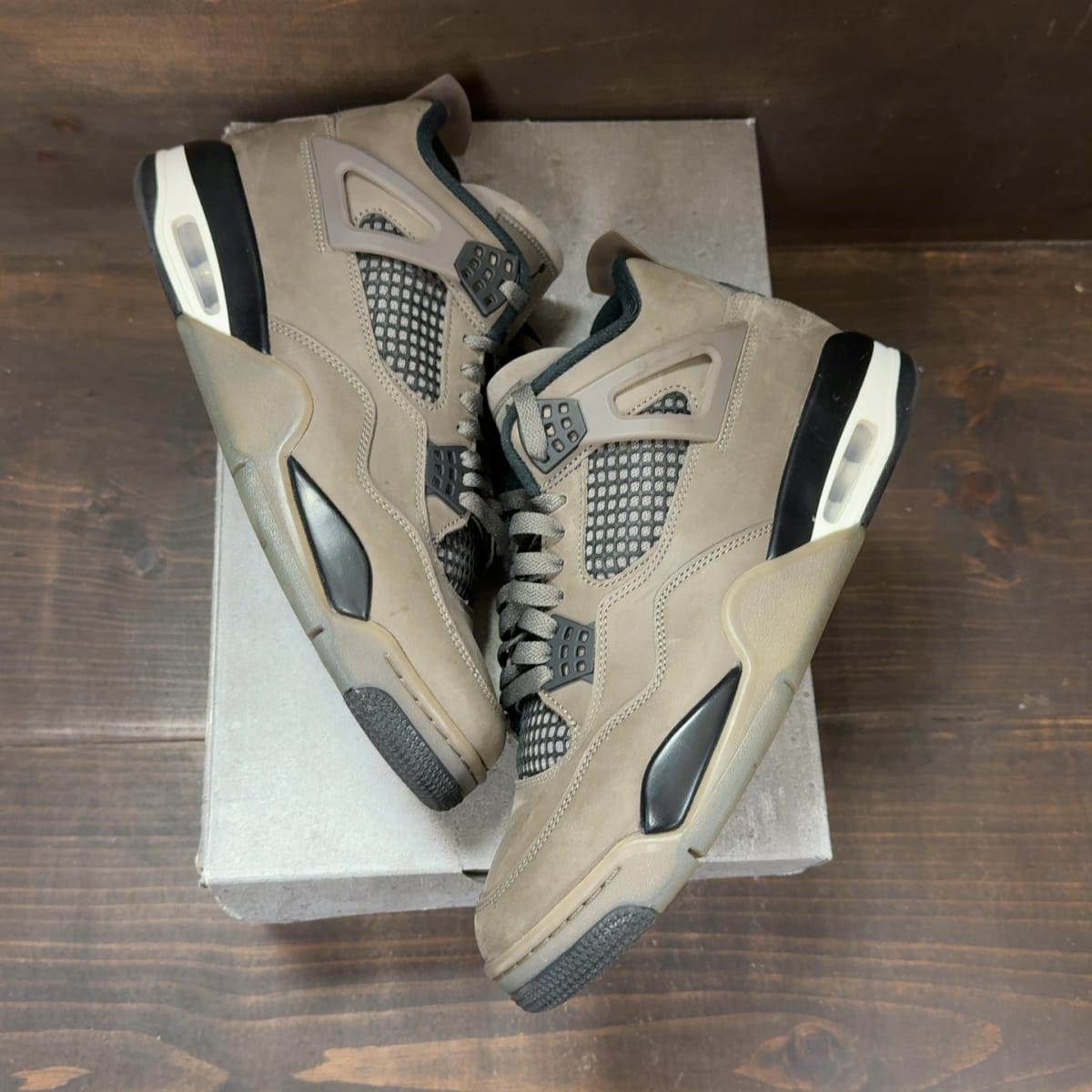 Jordan 4 Retro Cave Stone Size 10.5 (Pre-Owned) - back
