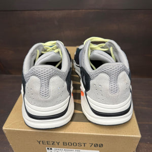adidas Yeezy Boost 700 Wave Runner Size 9 (Pre-Owned) - Image 5