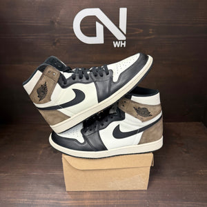 Jordan 1 Retro High Dark Mocha Size 10 (Pre-Owned) - Image 1