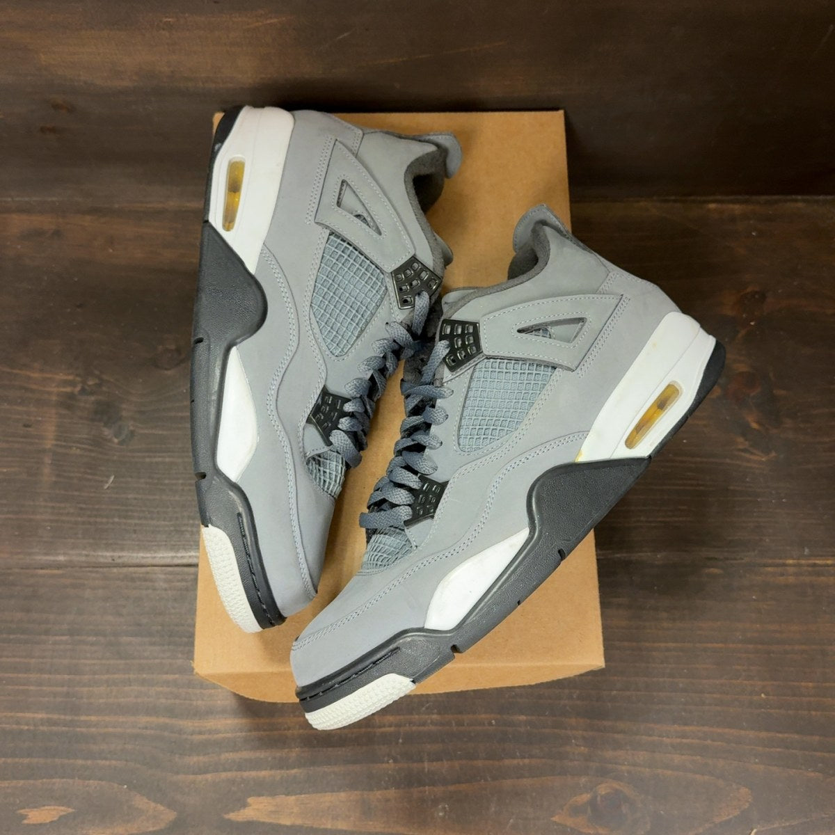 Jordan 4 Retro Cool Grey (2019) Size 10.5 (Pre-Owned) - Image 2