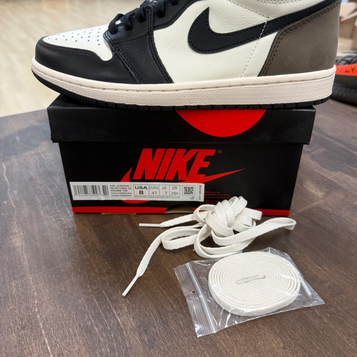Jordan 1 Retro High Dark Mocha - Image 4
