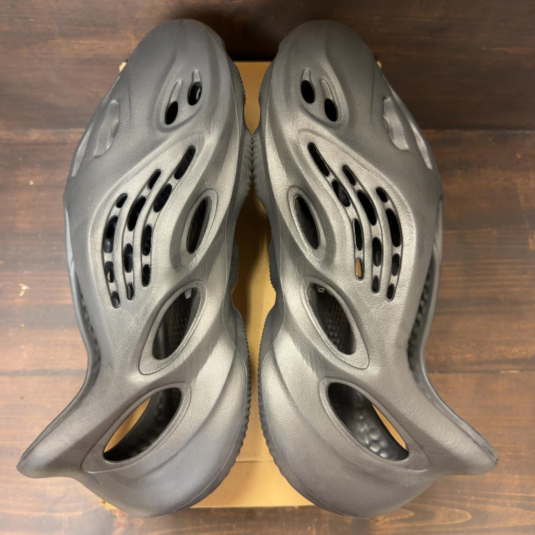 adidas Yeezy Foam RNR Onyx - Image 5