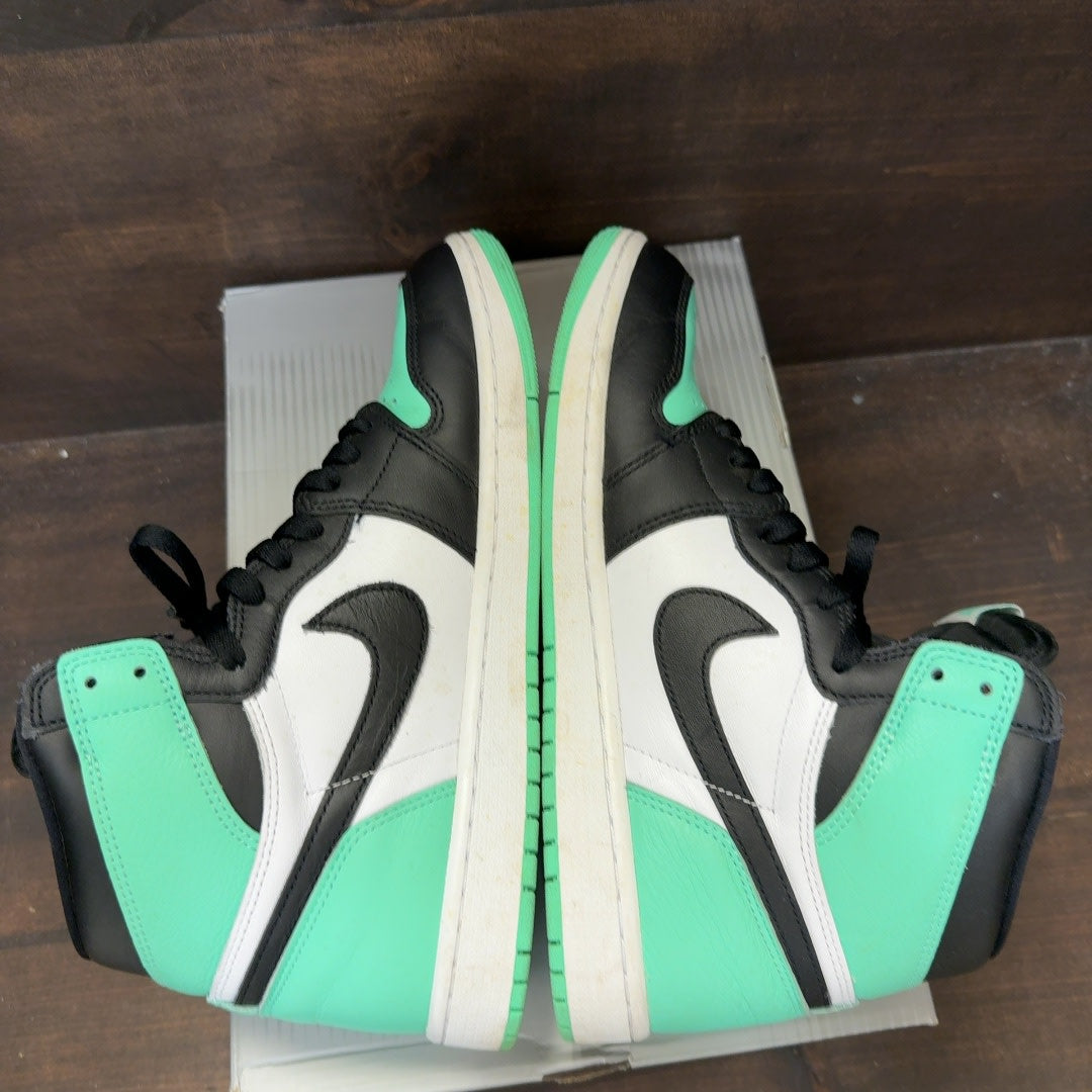 Jordan 1 Retro High OG Green Glow Size 10 (Pre-Owned) - Image 6