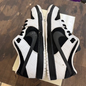 Nike SB Dunk Low TIGHTBOOTH Size 9.5 (Pre-Owned) - Image 3